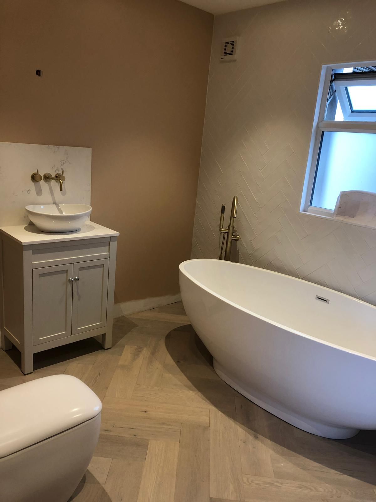 Bathroom plumbing installation Watford